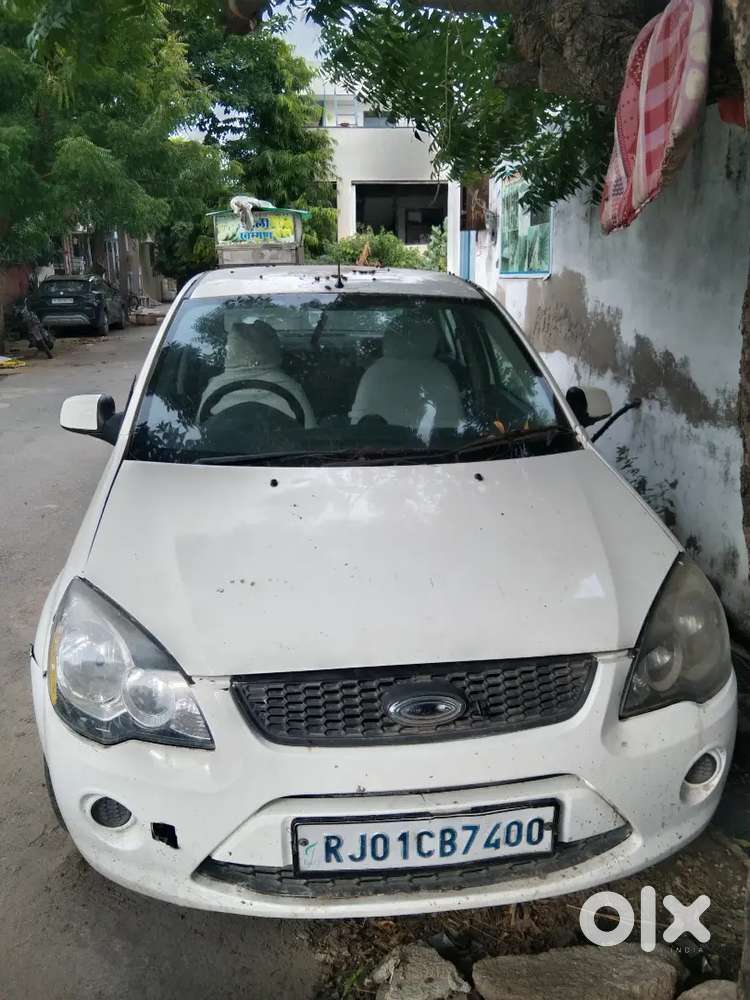 Ford Fiesta Zxi 2013 Diesel Car
