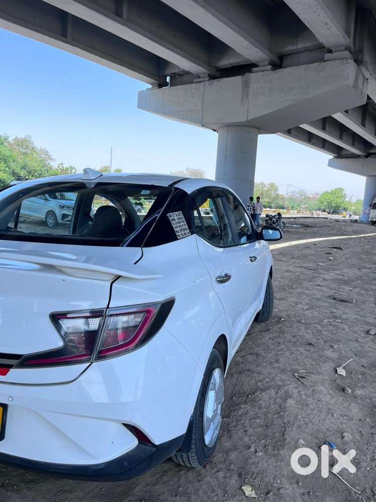 Hyundai Aura Sx 2023 Cng & Hybrids Good Condition