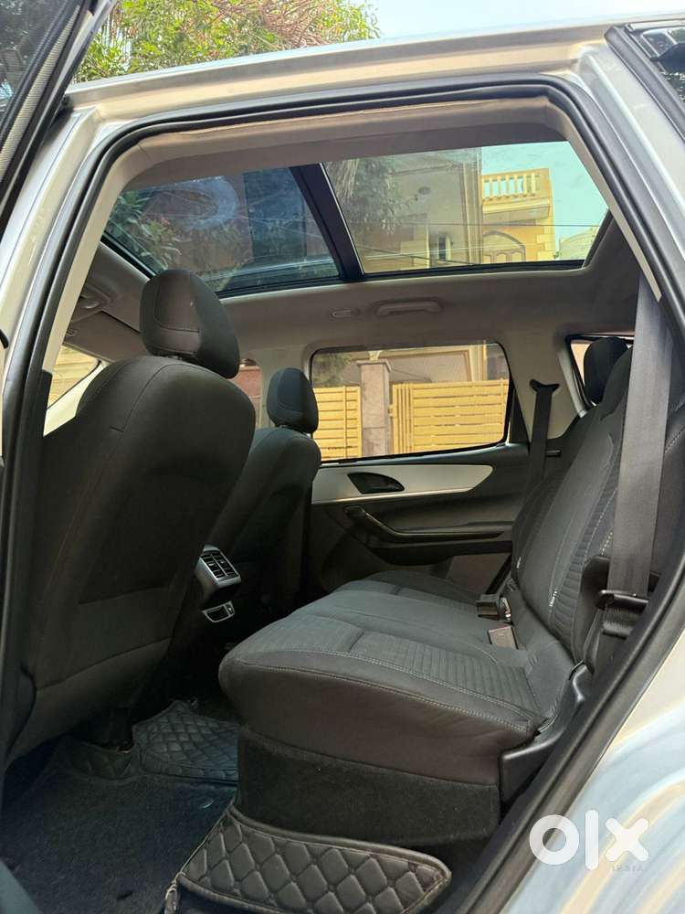 Mahindra Xuv700 2.2 Ax 5 Diesel Mt Str, 2021, Diesel