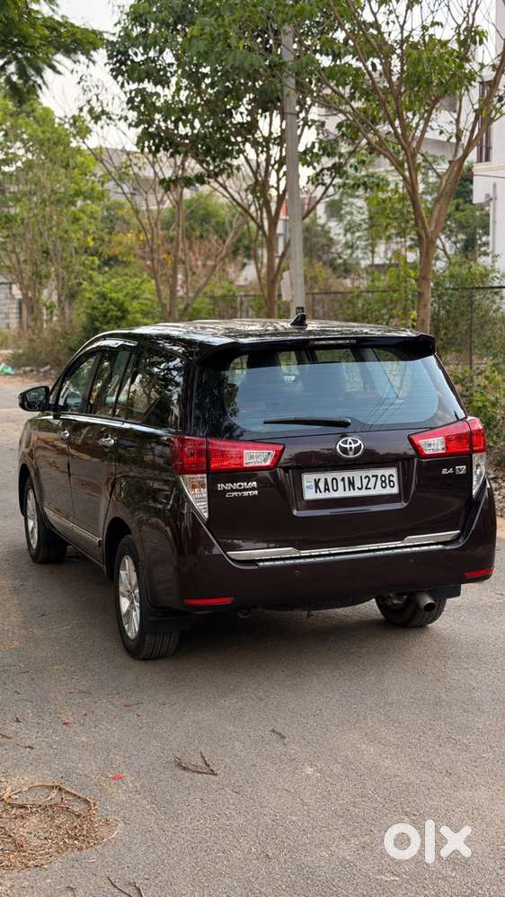 Toyota Innova Crysta 2018