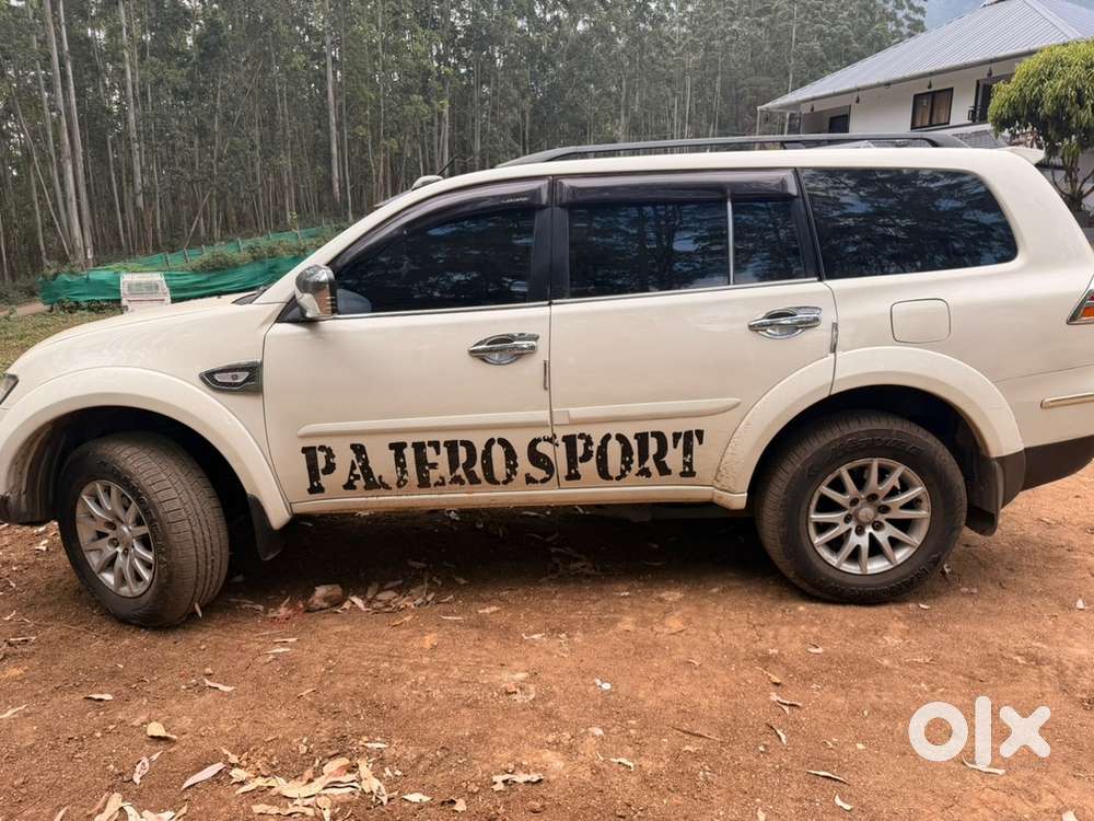 Mitsubishi Pajero Sport 2012