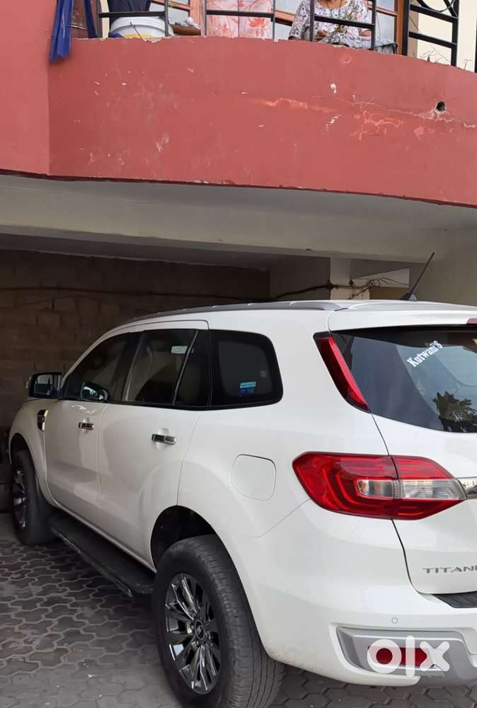Ford Endeavour Diesel 2018 All Orignal Only Bumper Paint