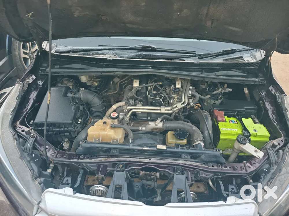 Toyota Innova Crysta, Gx Manual, 8 Seater.