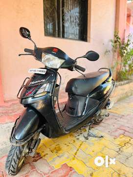 Pleasure scooty best sale 2012 model price