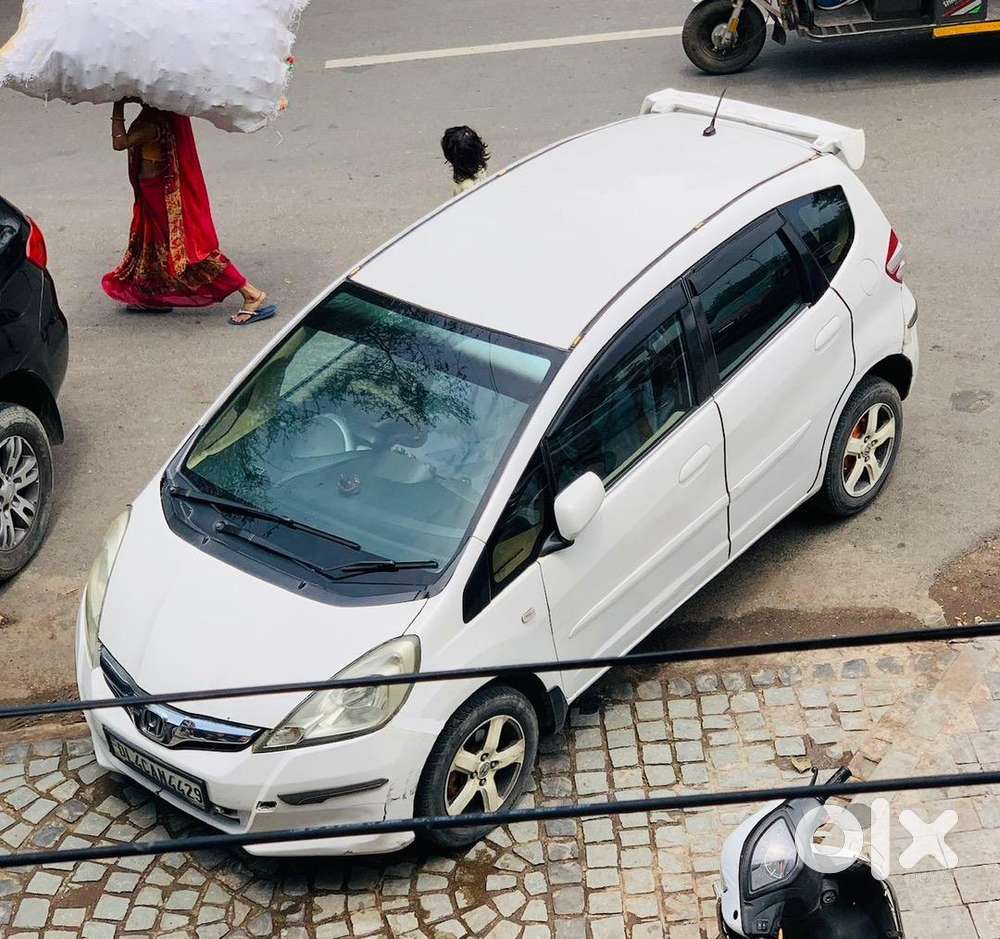 Honda Jazz Sports 2011 Sept Cng & Hybrids Well Maintained