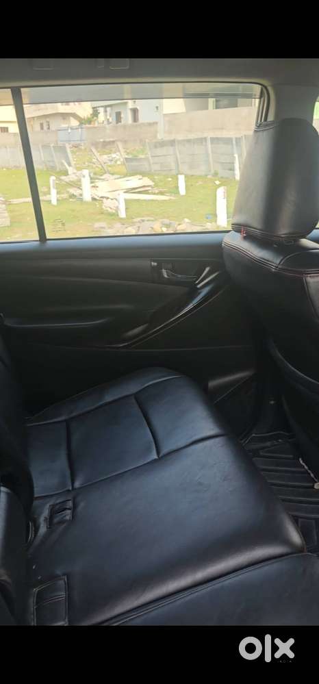 Innova Crysta 2017 2.8 Gx Well Maintained