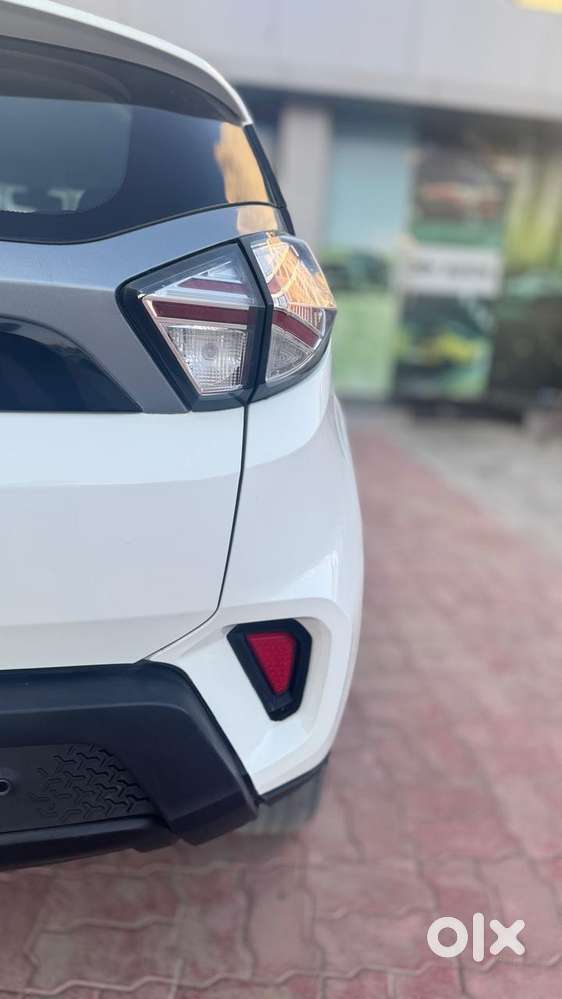 Tata Nexon 1.5 Revotorq Xm (s), 2021, Petrol