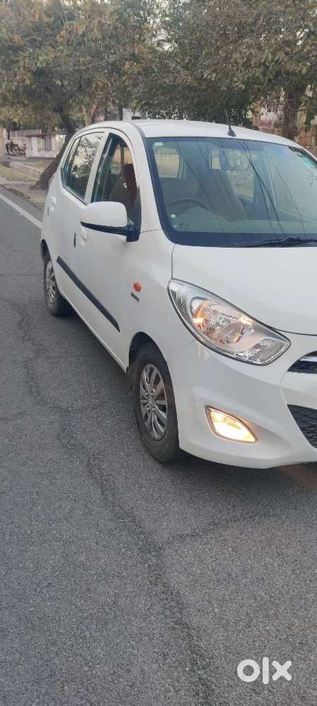 Hyundai I10 Sportz 1.1 Irde2, 2015, Petrol