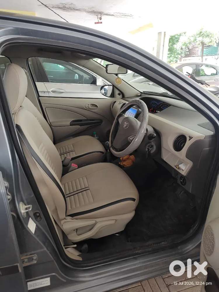 Toyota Etios Liva 2015