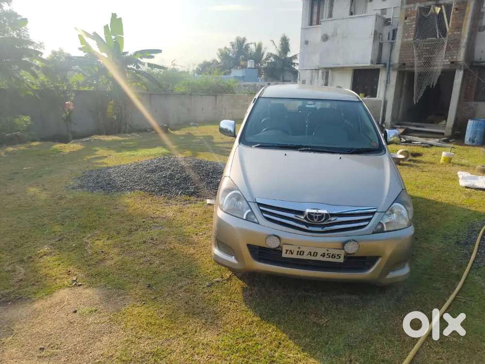Toyota Innova Diesel Manual 2011 Year
