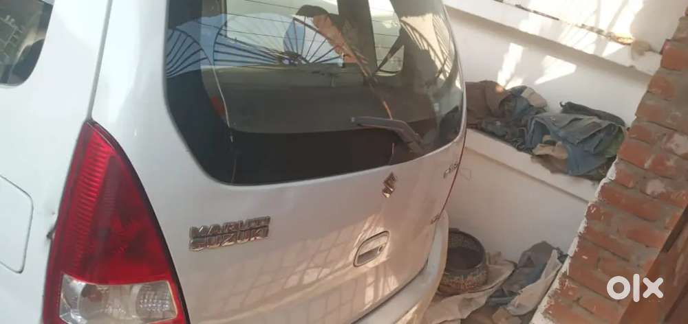 Maruti Suzuki Zen Estilo 2013
