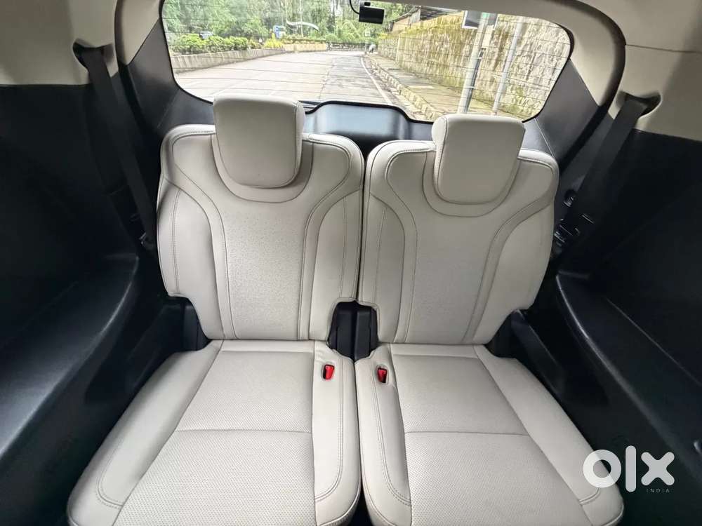 Mahindra Xuv700 2.2 Ax 7 Diesel At Luxury Pack Str, 2023, Diesel