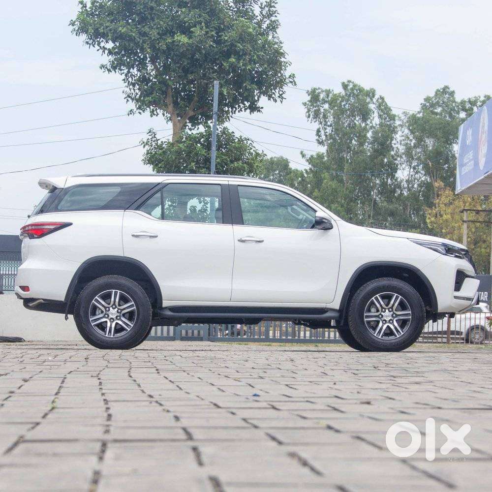 Toyota Fortuner 4x2 At 2.8 Diesel, 2022, Diesel