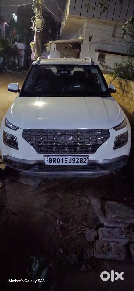 Hyundai New Venue 2019 Diesel 80000 Km Driven Sx(0)