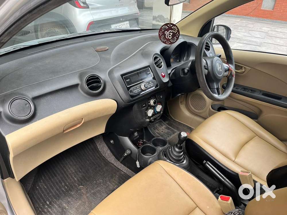 Honda Brio 2015 Petrol Well Maintained