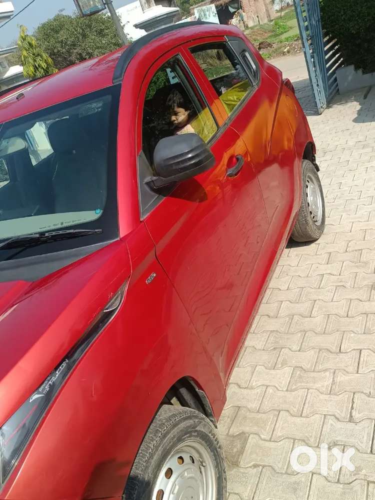 Mahindra Kuv 100 2016 Model Second Owner