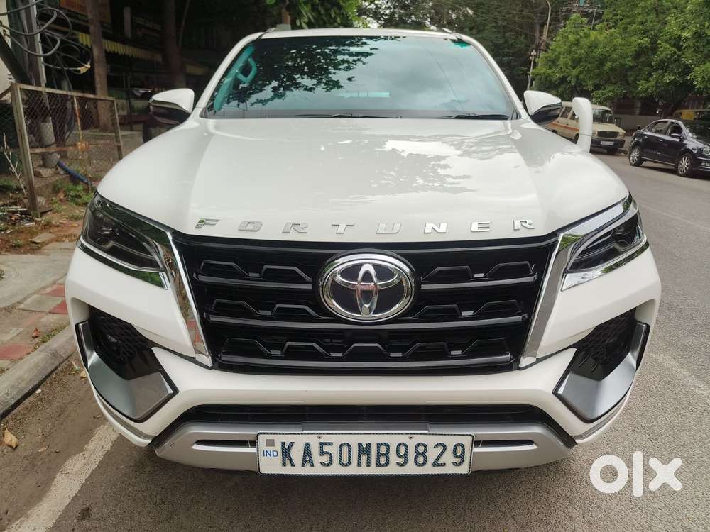 Toyota Fortuner [2021-ongoing] 2.8 2wd Diesel At, 2023, Diesel