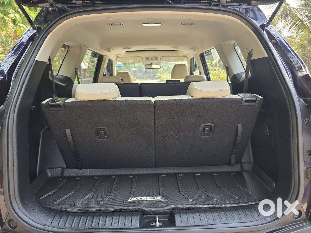 Kia Carens Luxury (o)1.5 Turbo Petrol Dct 7 Str, 2023, Petrol