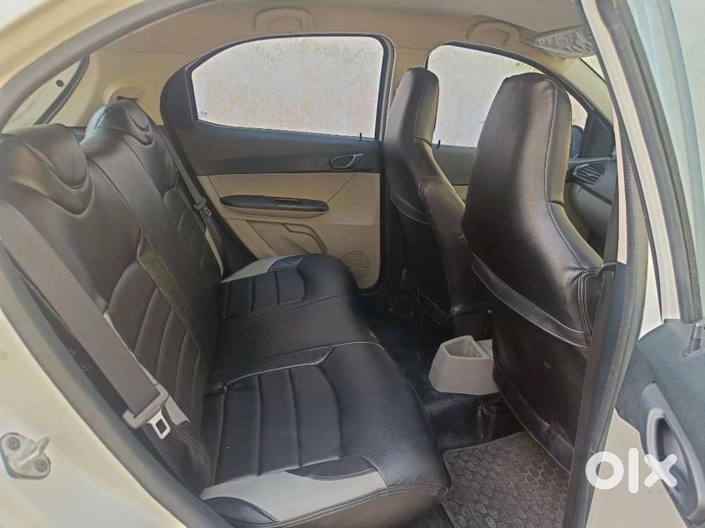 Petrol/cng Tata Tiago - Rs.3.9l Negotiable