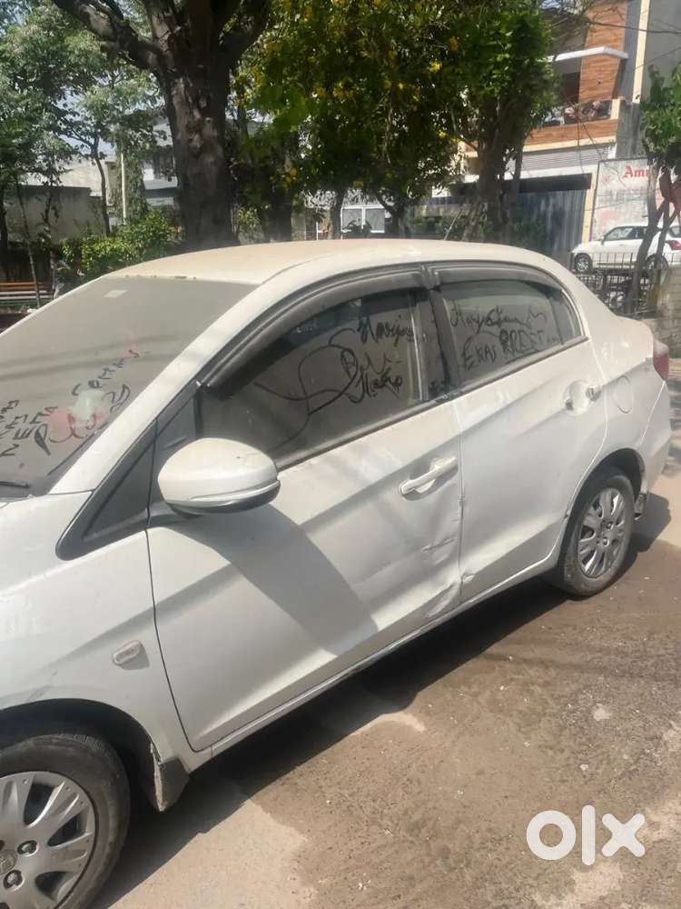 Honda Amaze 2017 Petrol 63000 Km Driven