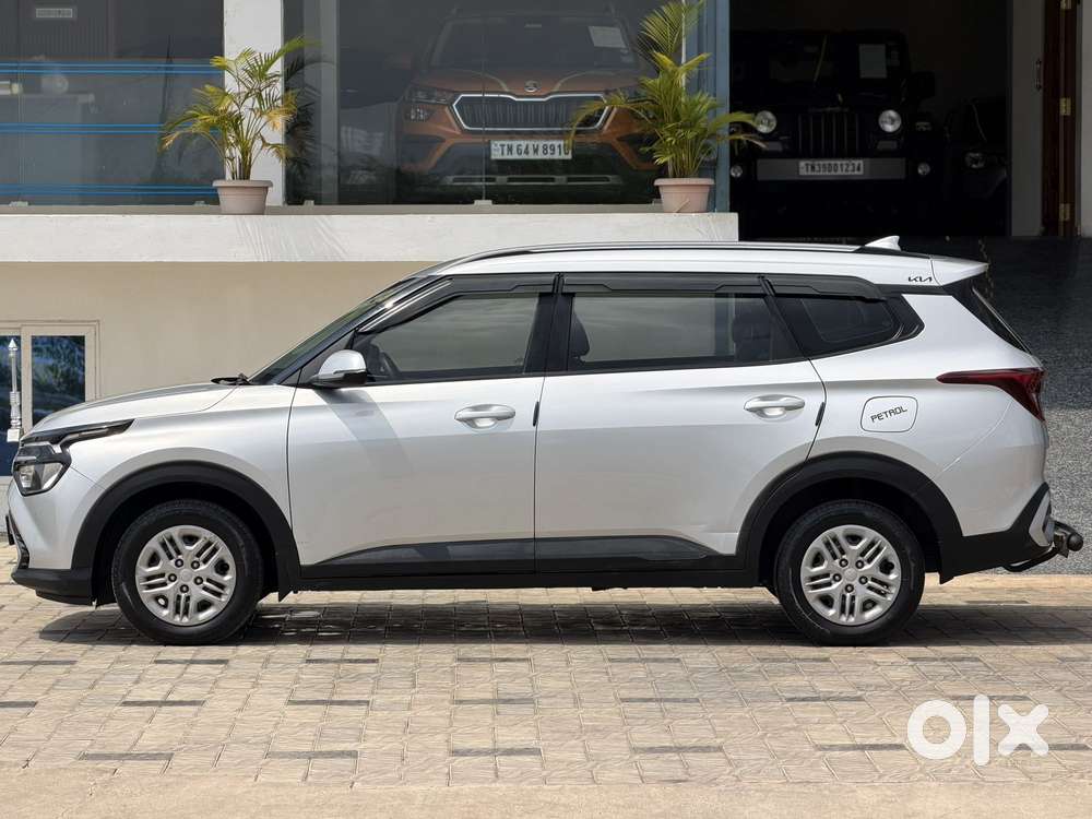 Kia Carens 1.5 Prestige 7 Str, 2023, Petrol