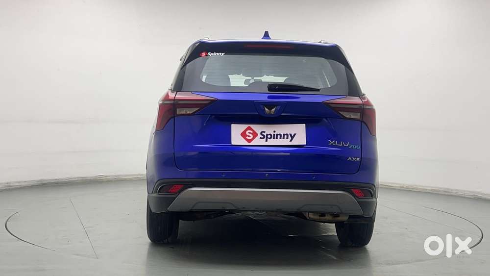 Mahindra Xuv700 2.0 Ax 5 Petrol Mt Str, 2021, Petrol