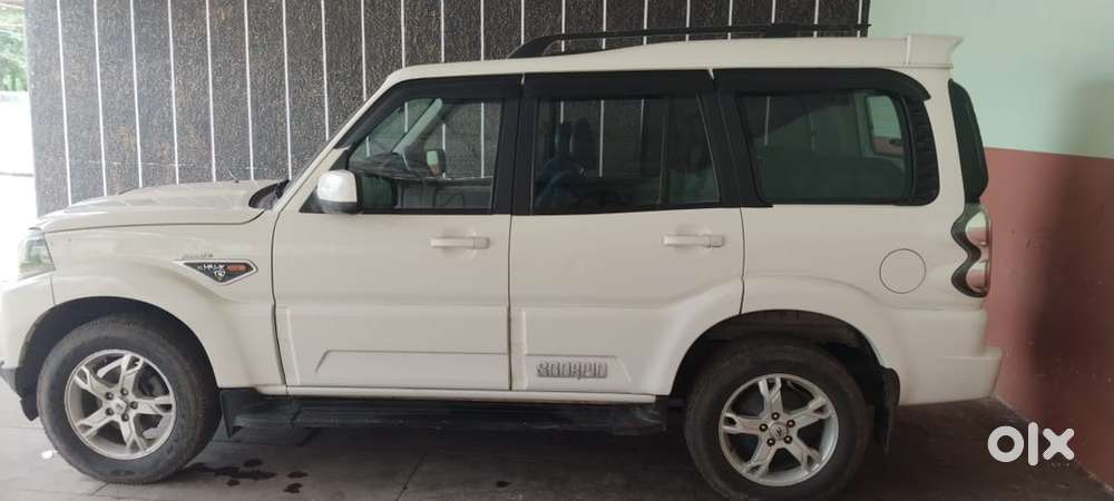 Mahindra Scorpio Diesel 2016