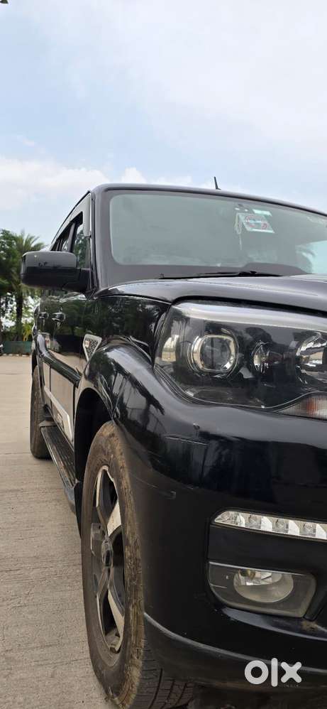 Mahindra Scorpio S11 Mt 7s, 2023, Diesel