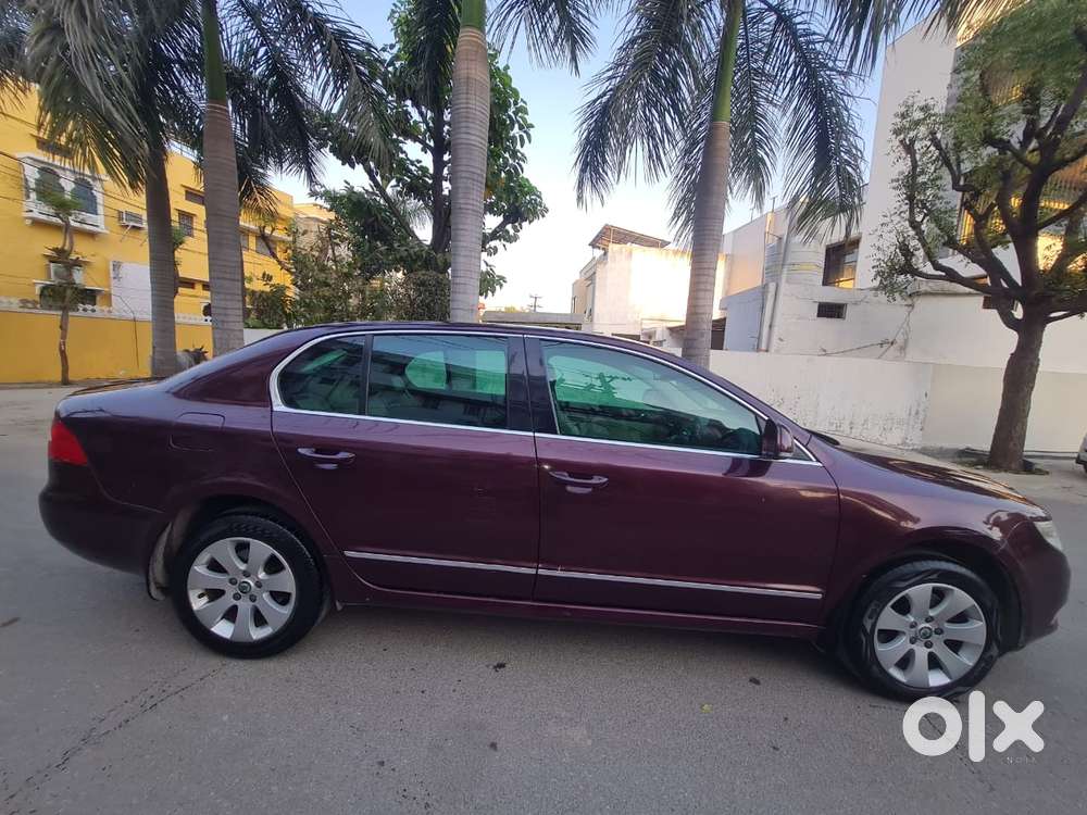 Skoda Superb Corporate 1.8 Tsi Mt, 2011, Petrol