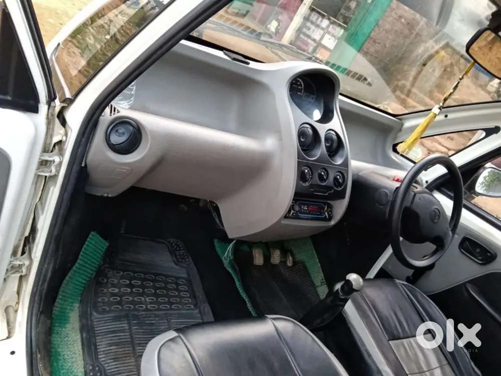 Tata Nano Petrol Automatic 2014
