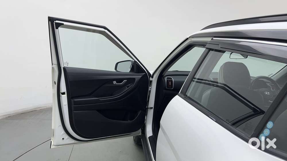 Hyundai Creta 1.5 S Plus Knight Petrol, 2023, Petrol