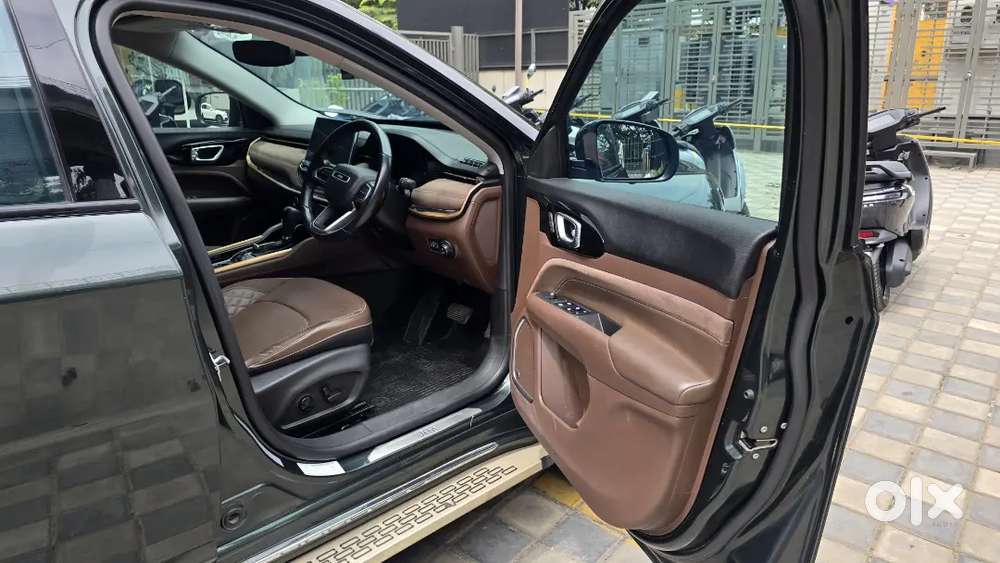 2023 Jeep Meridian Overland 4x4 At &ndash; Mint Condition &ndash; Just 8.9k Kms Dr