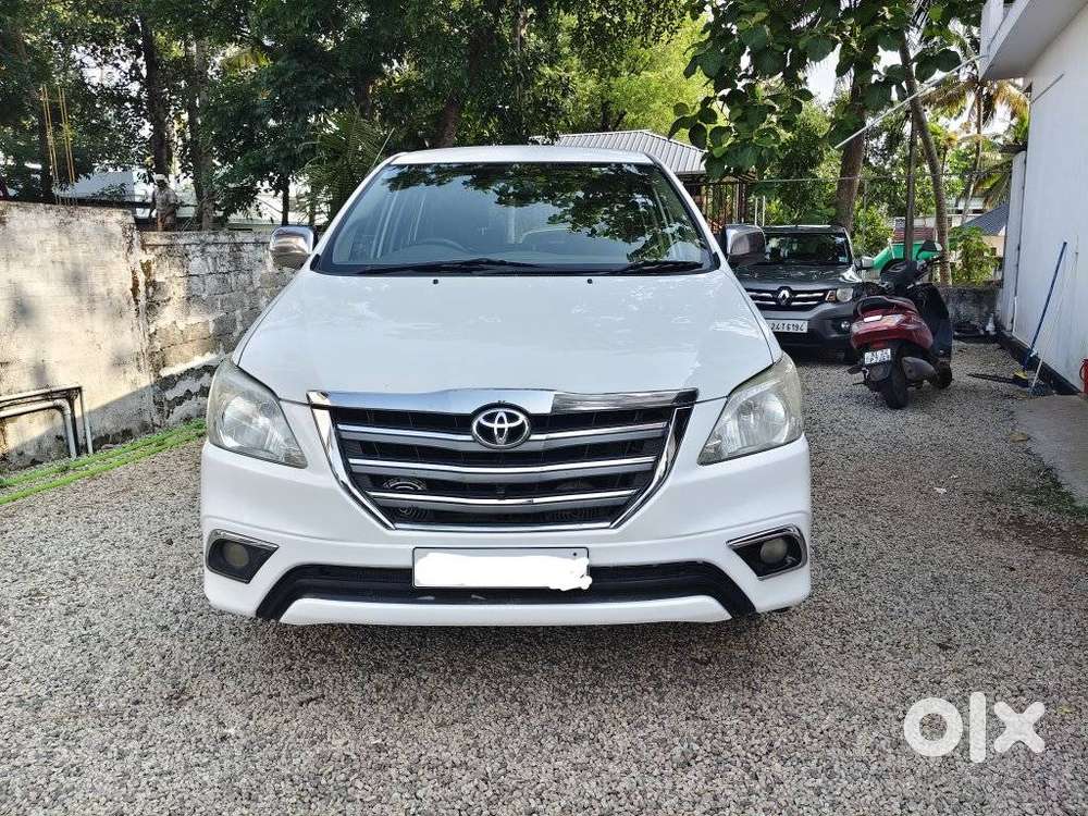 Toyota Innova 2.5 Gx 7 Str Bs-iii, 2014, Diesel