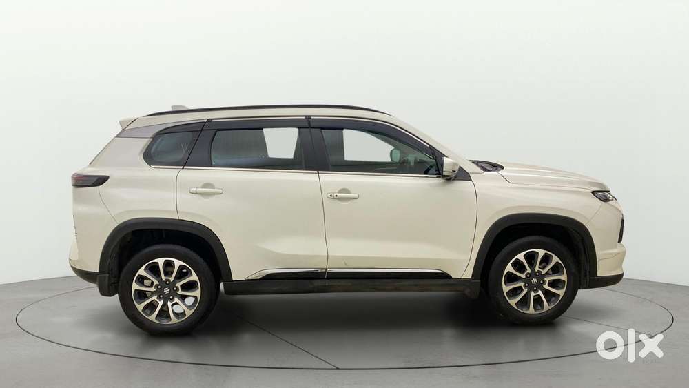 Maruti Suzuki Grand Vitara 1.5 Alpha Smart Hybrid At, 2023, Petrol