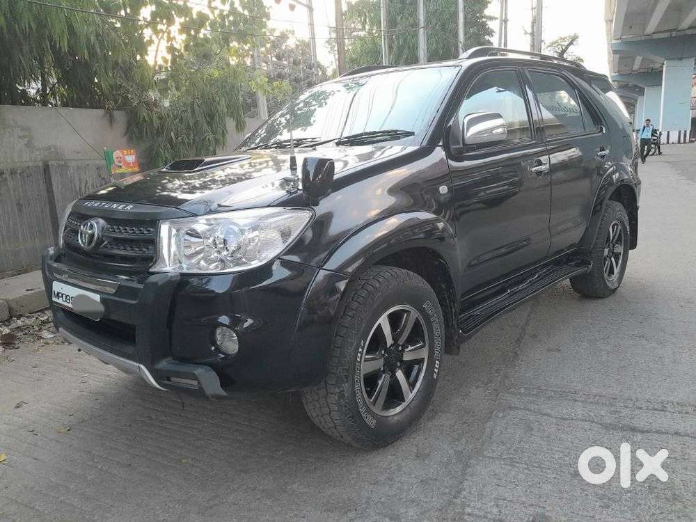 Toyota Fortuner 3.0 4x4 Manual, 2009, Diesel
