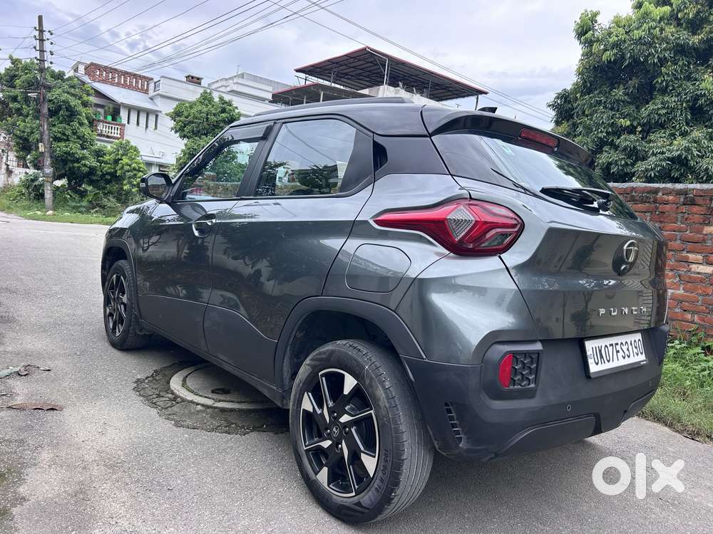 Tata Punch 1.2 Revotron Creative Ira Dual Tone, 2024, Petrol