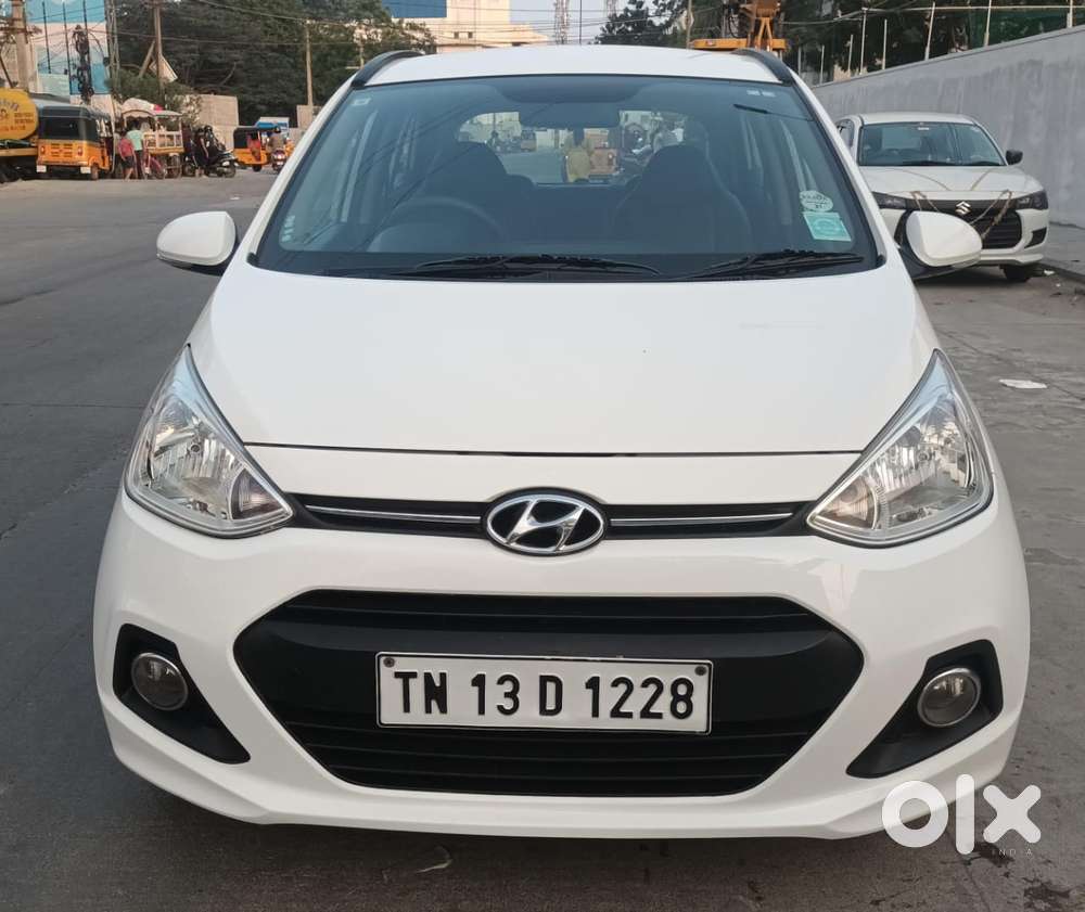 Hyundai Grand I10 2013-2016 Sportz, 2015, Petrol