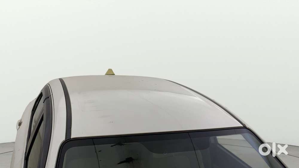 Maruti Suzuki Swift Dzire Amt Vxi, 2022, Petrol