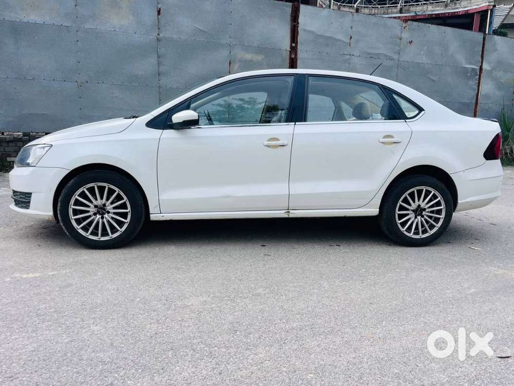 Skoda Rapid Tsi Active 1.0 Mt, 2021, Petrol