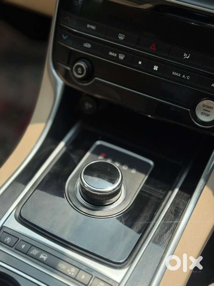 Jaguar Xe Prestige, 2018, Diesel