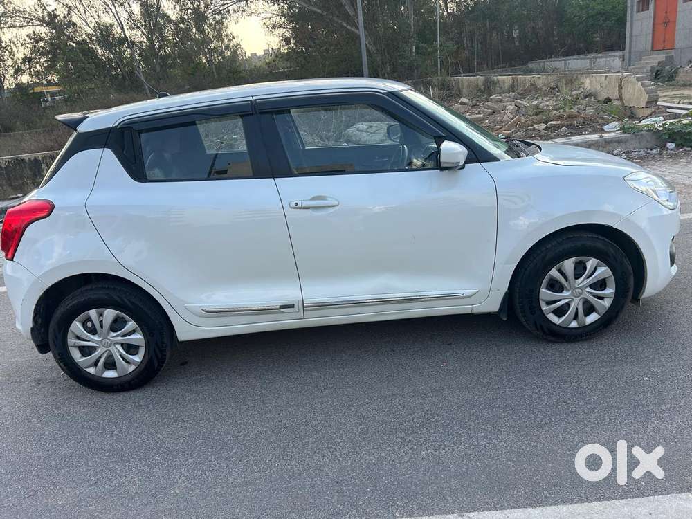 Maruti Suzuki Swift Vxi 1.2 Abs Bs-iv, 2018, Cng & Hybrids