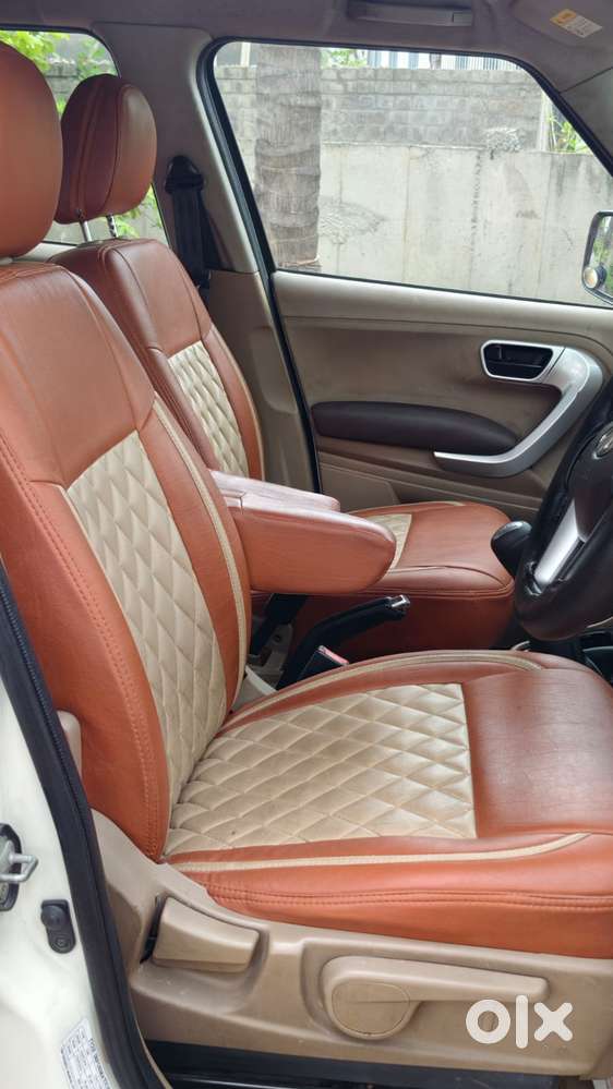 Mahindra Tuv 300 Mhawk100 T8, 2017, Diesel