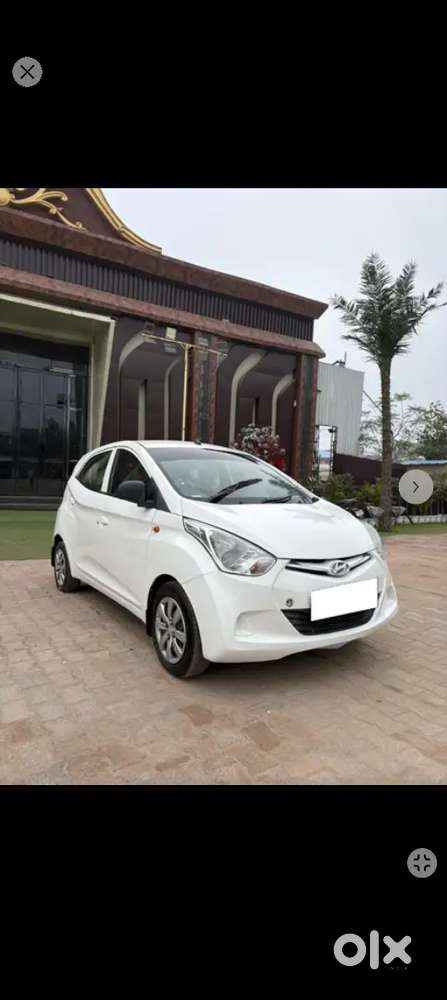 Hyundai Eon 2015 With Abs Petrol 23500 Km Driven