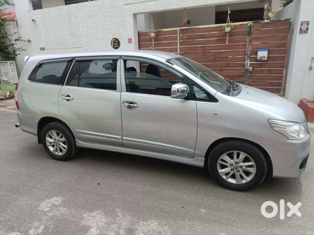 Toyota Innova 2.5 Gx 8 Str Bs-iii, 2015, Diesel