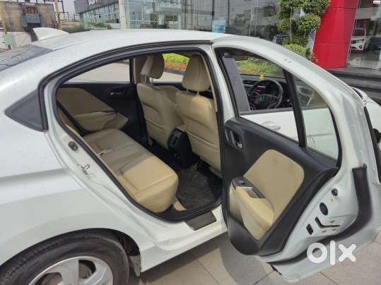 Honda City 2015-2017 I Vtec Cvt Vx, 2015, Petrol