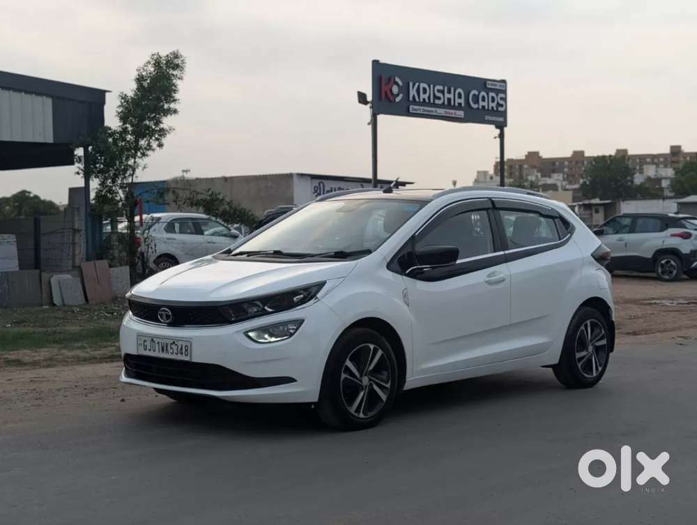 Tata Altroz Xz, 2023, Petrol
