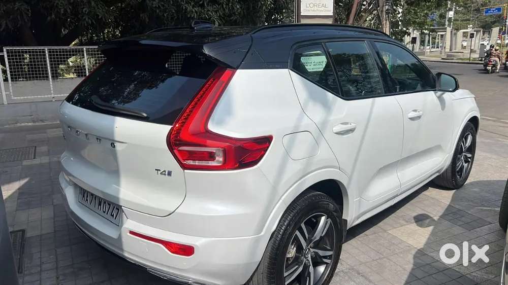 Volvo Xc40 T4 R-design (top Variant) – 2020 Registration – White