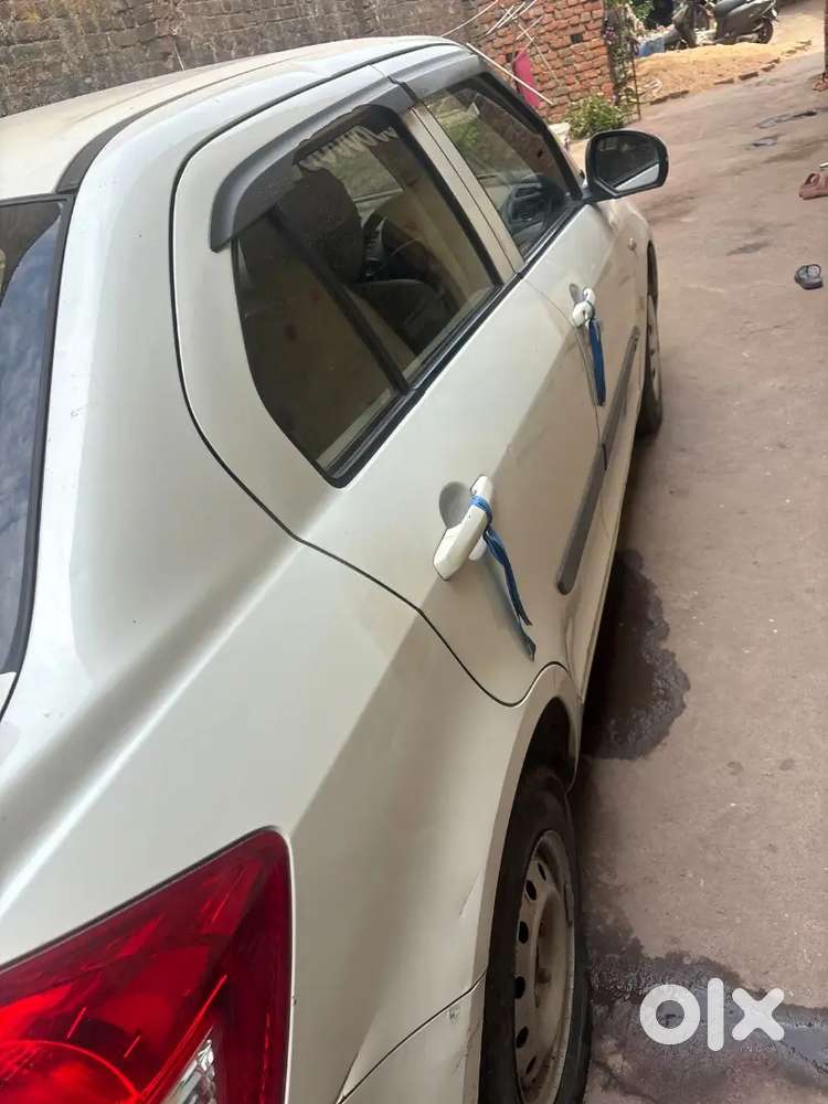 Maruti Suzuki Dzire 2017 Diesel Well Maintained