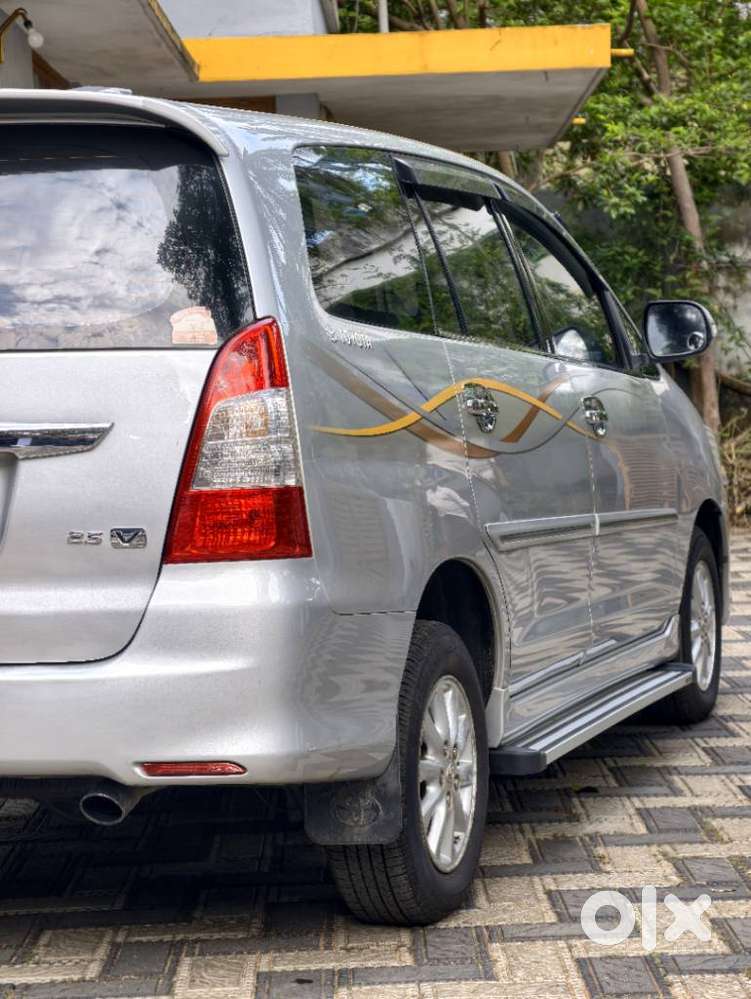 Toyota Innova 2.0 V, 2013, Diesel