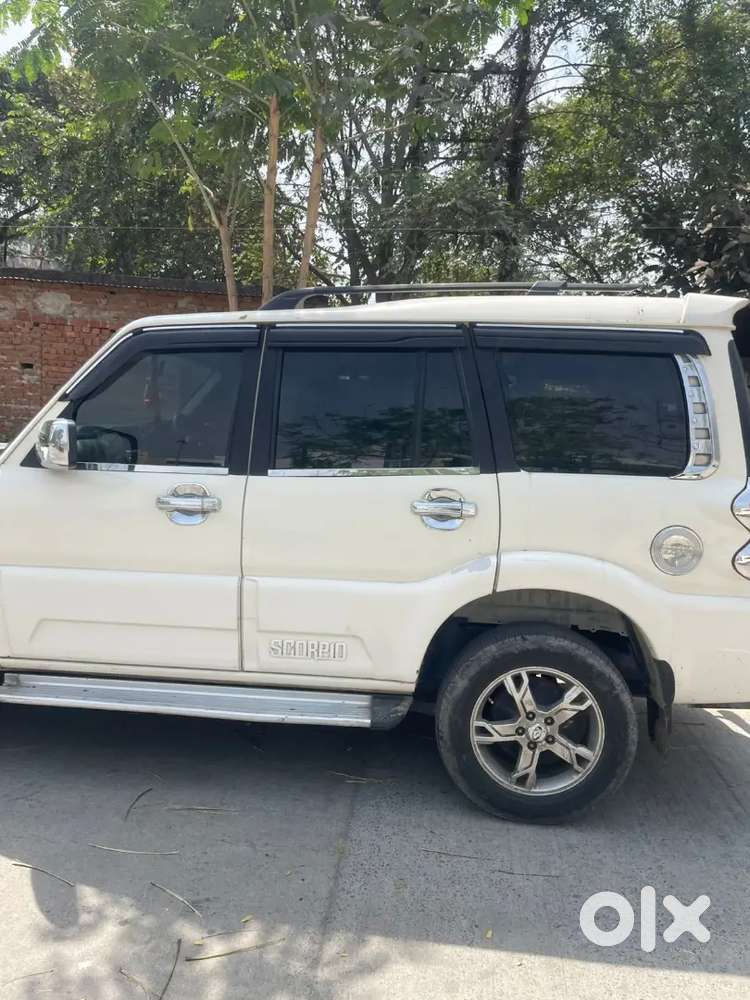 Mahindra Scorpio 2018 Diesel 82000 Km Driven